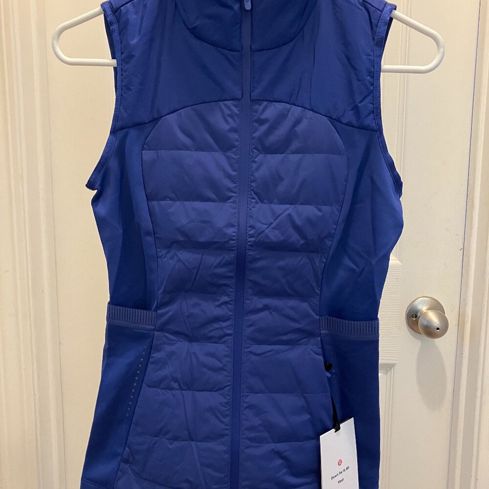 NWT Lululemon Down for it All Vest Size 2